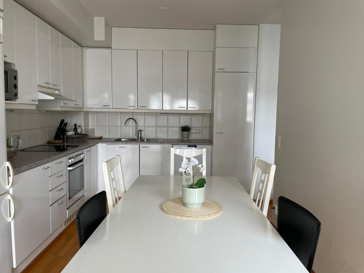 Sea, Sauna And Center Apartment